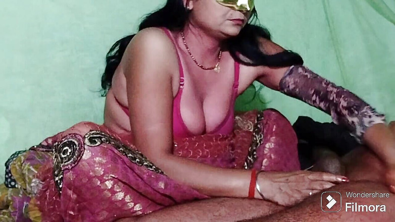 Rahesh: Indianka chce seksu analnego. Hinduski audio