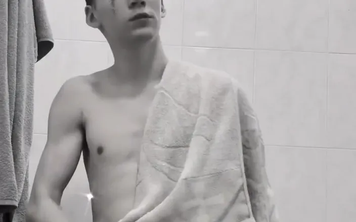 Air_Hans: Young Boy Masturbating While Bathing