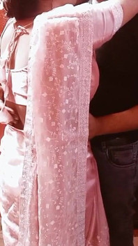 Muy hermosa india bhabhi habiendo chupado.