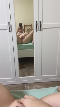 blondă înțelege
