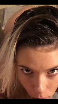Sperma in mijn navel pov