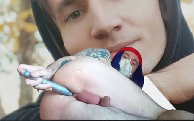 SexyBoyGay2023: 一个信任的年轻男同被粗暴无情地操了一根巨大的26厘米的Fallos