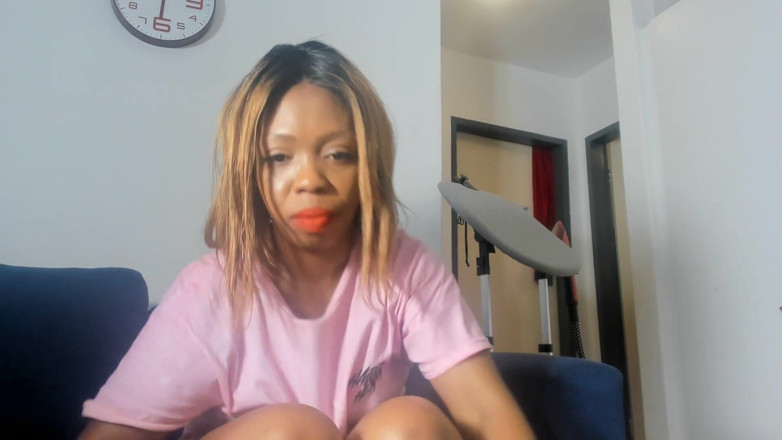 AnalEbony: Büyük götlü twerk yapıyor