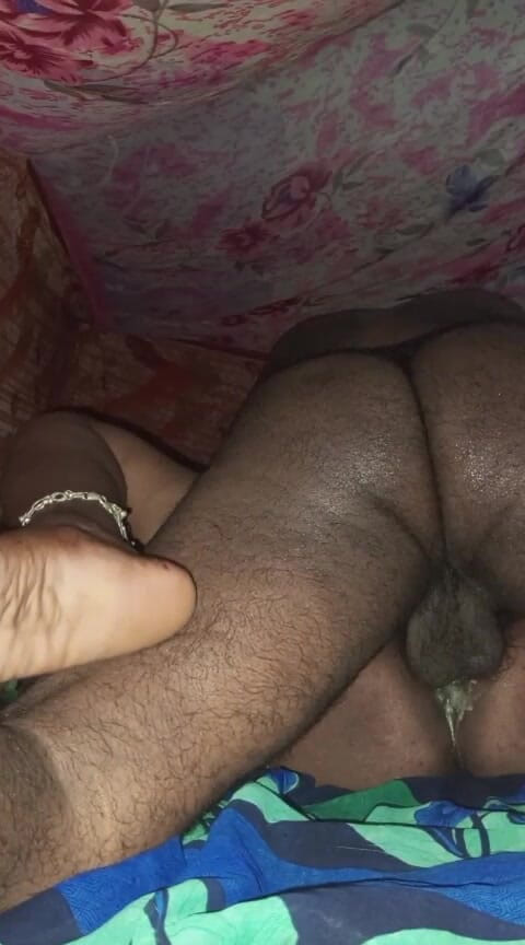 Auntixxx69: Мой сводный брат и я промокаемся в спорте во время секса летом