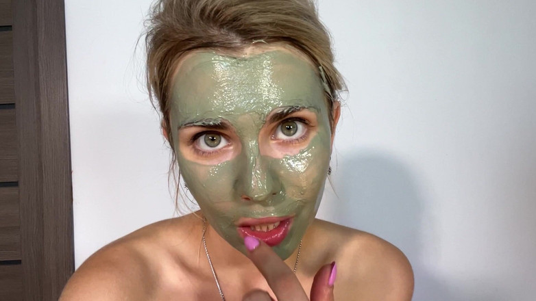 Misty Phoenix: La saliva negli occhi durante il pompino