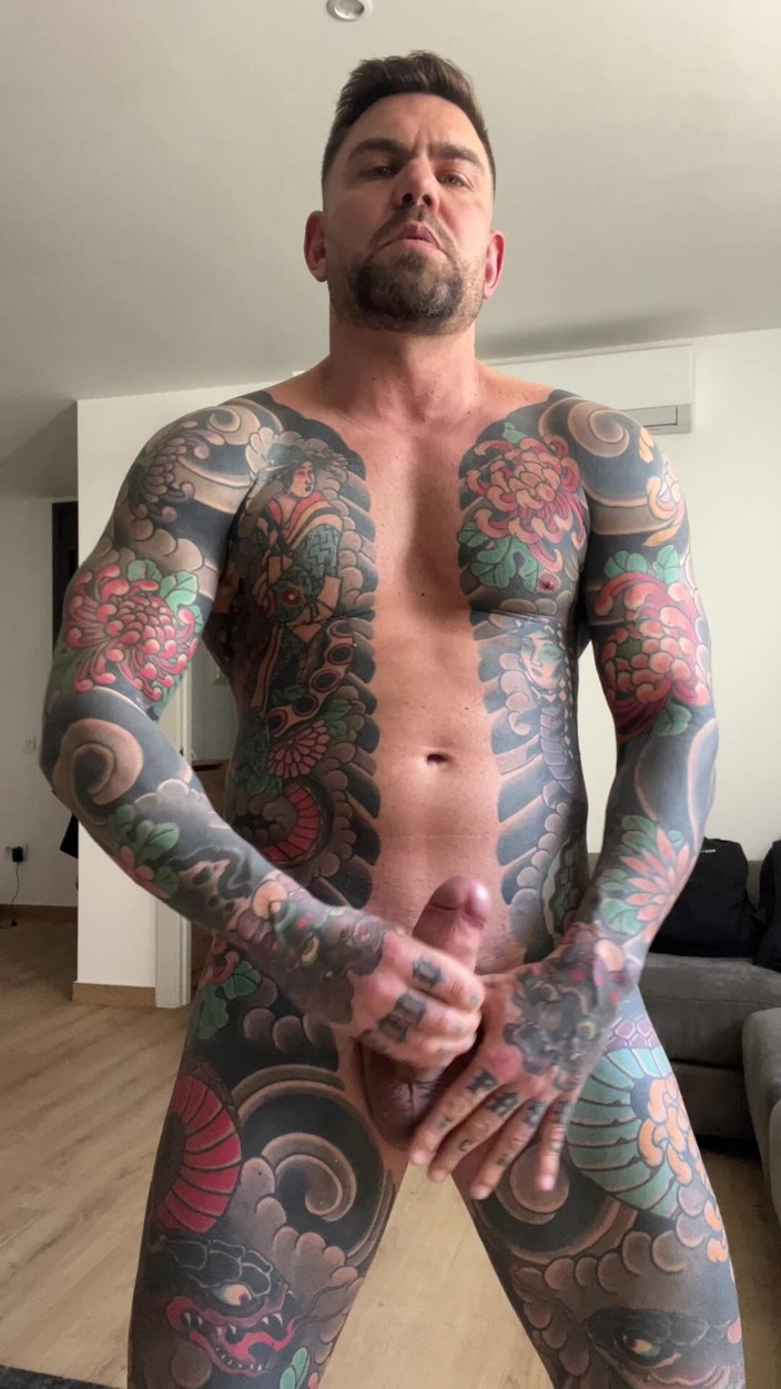 Juan Lucho Gay: Gros Sexe Reçoit Du Lait