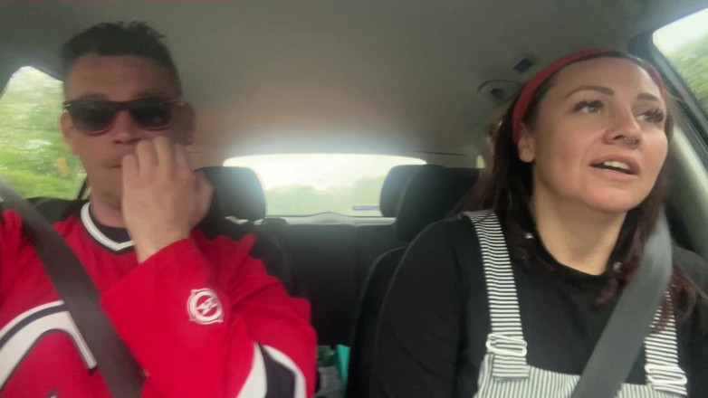 Lustful Libertines: Voyage en taxi, pipi, désespoir