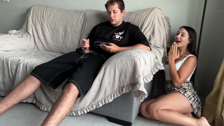 Sugary Kitty: Nevlastní sestra žert selhal, chtěla postrašit nevlastního bratra, ale on začal...