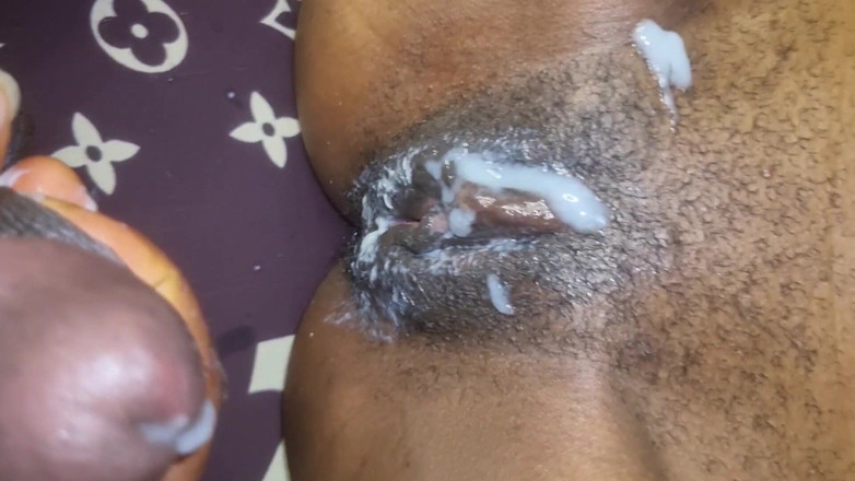 RAWDOGSPRODUCTION: Cuplikan cangkir memek menetes basah