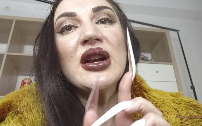 KinkyDomina: Only come when goddess in fur says so