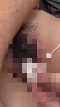 她不打算这么做...一个普通的妻子最终出现在成人电影中 -1