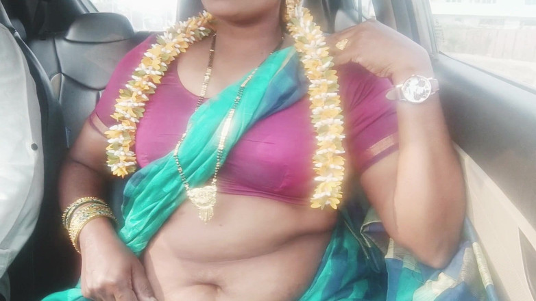 Telugu honey lips: Секс мачехи в машине, Телугу грязные разговоры