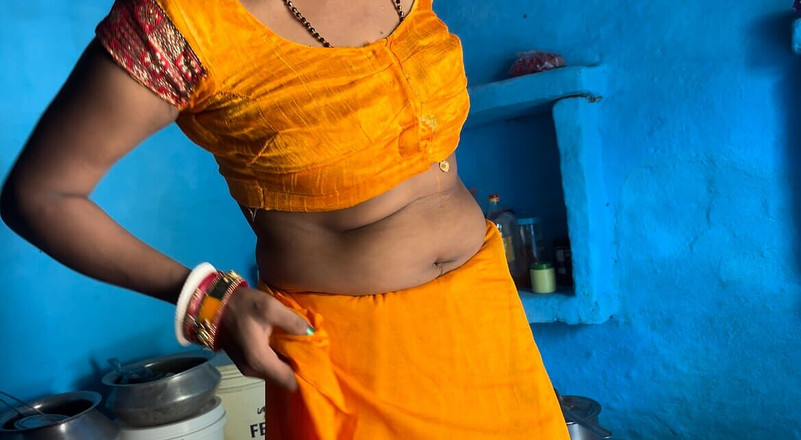 Desi Bhabhi 01: Desi bhabhi šuká s Hasbandem