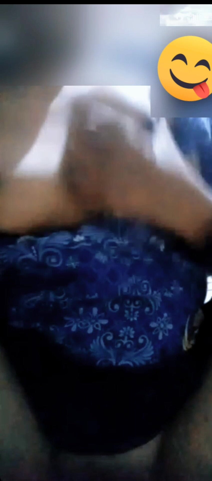 Astriana88: Video hovor s učitelem, který ukazuje přirozeně velká prsa