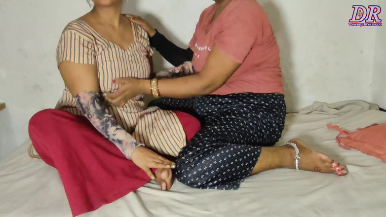 DeepReenu123: Trójkąty Dwa Desi Indyjski Bhabhi z Big Ass Fucked Ciężko