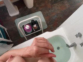 VibeWithMommy: POV badtid! Vem saknar min håriga coochy ?!
