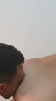 Joven latino Un pequeño culo blanco