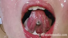 Menina pornô Jonata recebe mega inseminação facial