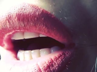 Goddess Misha Goldy: Мои поцелуи заставят тебя кончить, ASMR 1 в видео от первого лица