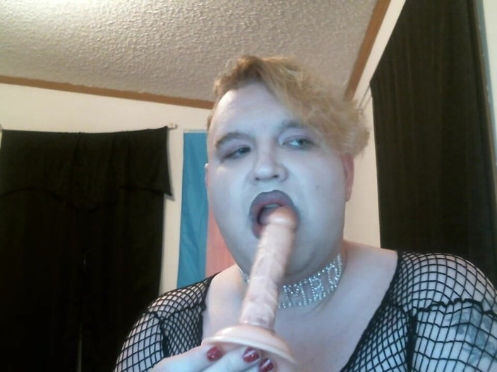 Roxxie rae page: Latihan nyepong kontol dadakan