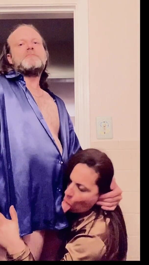 Satin Fetish King: Satin cougar cocksucker can't resist silky royal blue