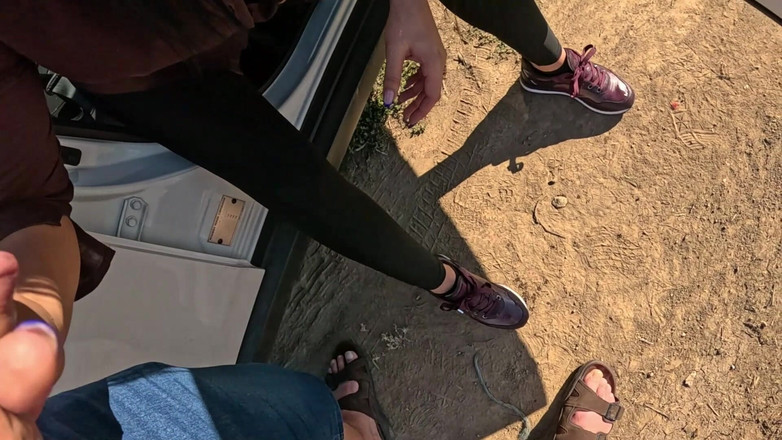 MilfyCalla: Intenso juego en el coche - leggings apretado, masturbación, mamada y...