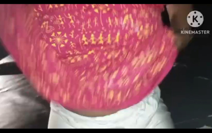 Stepmom baby: 和热辣的继阿姨玩得很开心