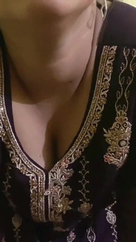 Hermosa bhabhi y devar ji se metieron en el estado de ánimo cachondo durante la conversación en video completo indio casero con audio hindi