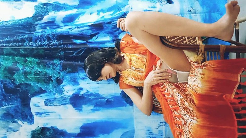 Bolly Karma: Puta esposa ama un buen sexo