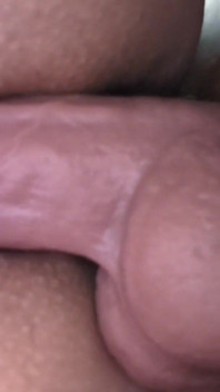 Tante girang solo solo tante seksi lagi asik muasin memeknya - close up