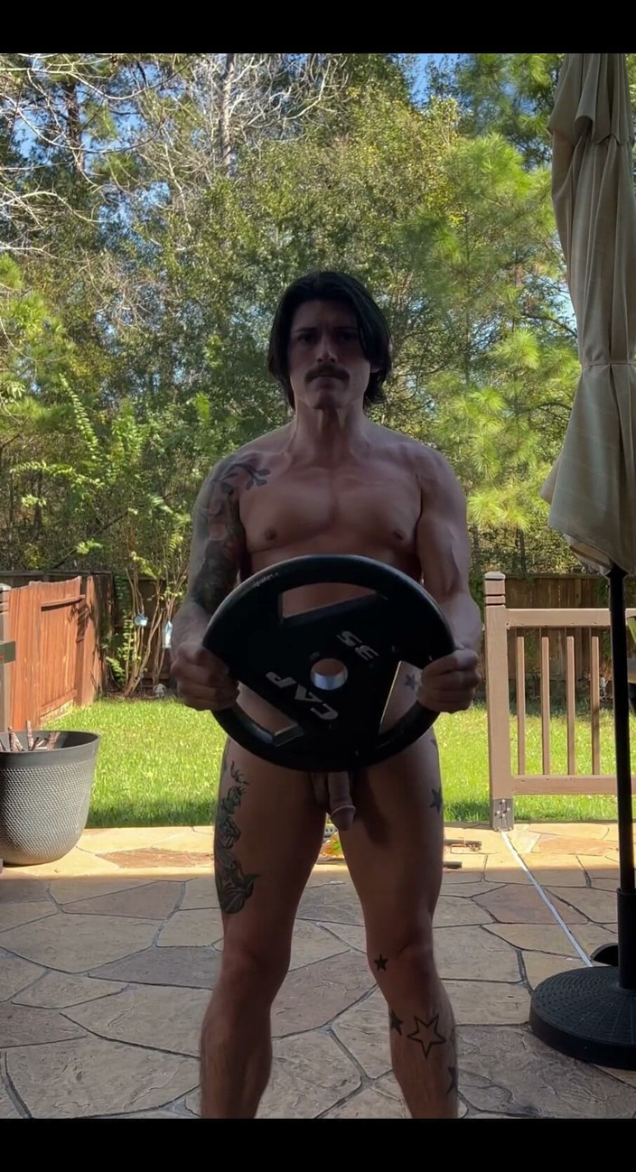 Andy Mendoza: Hey boy, come spot me