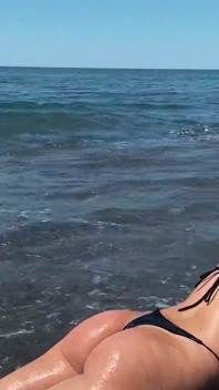 The Sound of Waves and Ass, What Else Do You Need for Happiness?