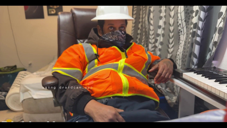 DickiesHomie: Acabo de salir del trabajo y estaba cachonda af