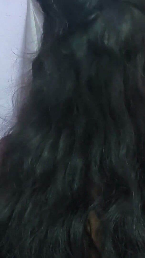 Saraswati: Seksi güzel kız yaşlı üvey erkek kardeşiyle eğleniyor