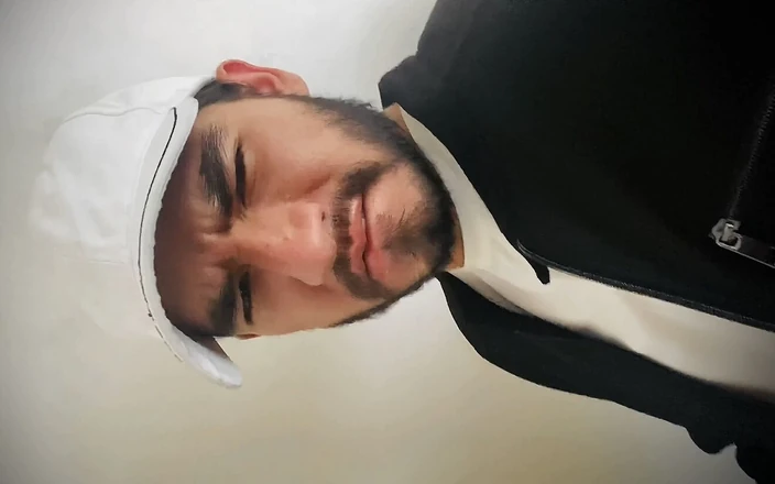 NerdycharlieXXX: Sekarang Menunjukkan Pantat Saya