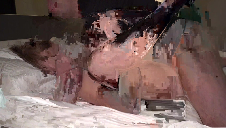 Strix: 毛 - 尽管她有一个男朋友，但当她被打电话时，她立即来了