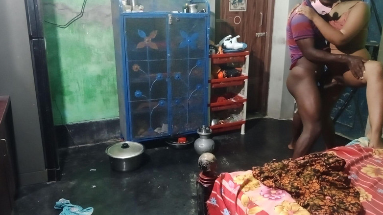 Desimombd: Bangladéšské Manžel Manželka Video a Bangladéša přijít celé video Velmi...