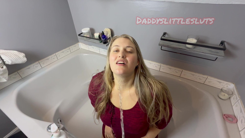 Daddy Showers Me in Pee!! (Daddy's Little Sluts)