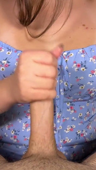Sus manos son mejores que una vagina (paja después del orgasmo)