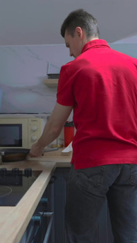 Seks panas di dapur dengan isteri cantik bertetek besar