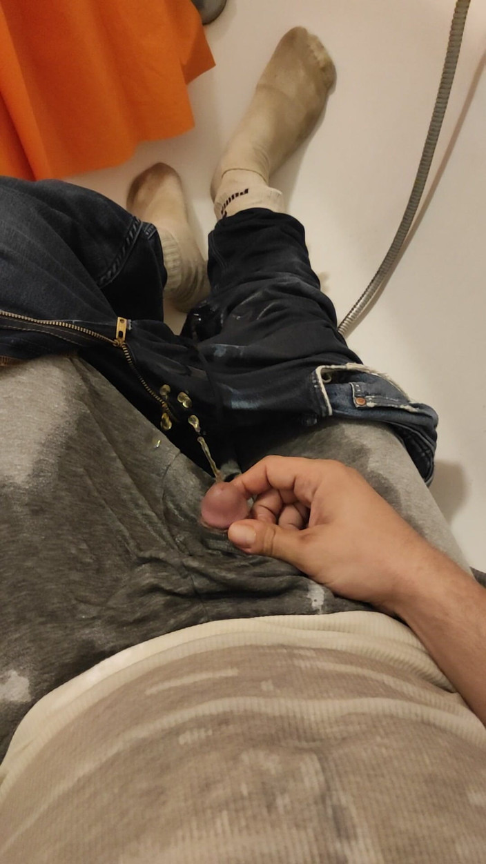 SmokedAlloy2: 더러운 돼지 망치, 오줌 싸기, 양말 화장실