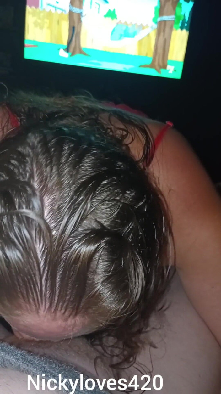 Nickyloves: Chupando la polla de mi esposo un follada por detrás