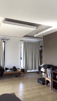 Johntronx - une soubrette thaïlandaise pulpeuse se fait baiser et éjaculer dessus en POV