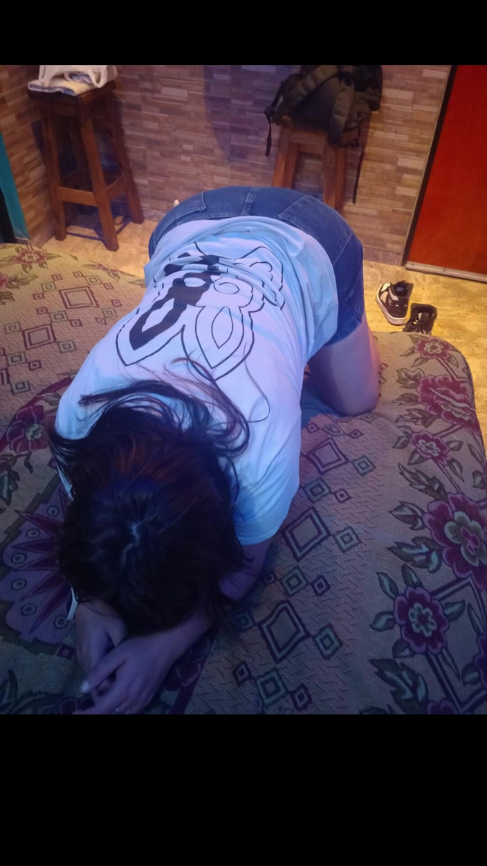 Fitcure1: Kami tinggal di tempat yang bagus dan dia memberiku blowjob