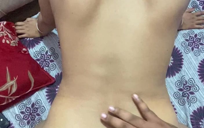 Sexy sonam studio: Sexy indická bhabhi drsně ošukaná starým tchánem
