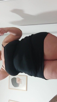 Stepmom at Home, Just Fans in Slow Motion, I Change Clothes
