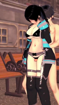 El servicio fieroso desata una corriente caliente cuando el cosplayer de este smokin toma el control