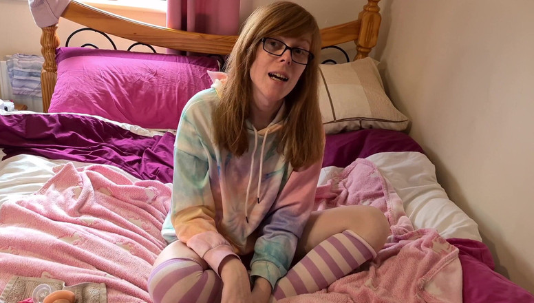 PrincessKitti3: 35 minut intenzivního vlastního šukání