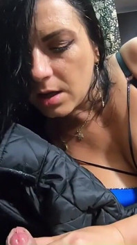 Tante seksi dengan stoking seksi dengan stoking seksi 15 dari 47 kali didobel penetasi sampai dicrot di dalam