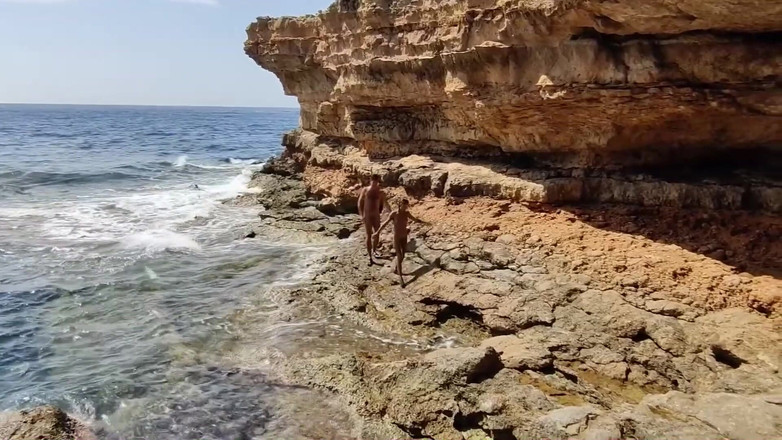 Magia Rosa: ダイバーたちがビーチで俺たちのセックスを見ている 助けてくれ